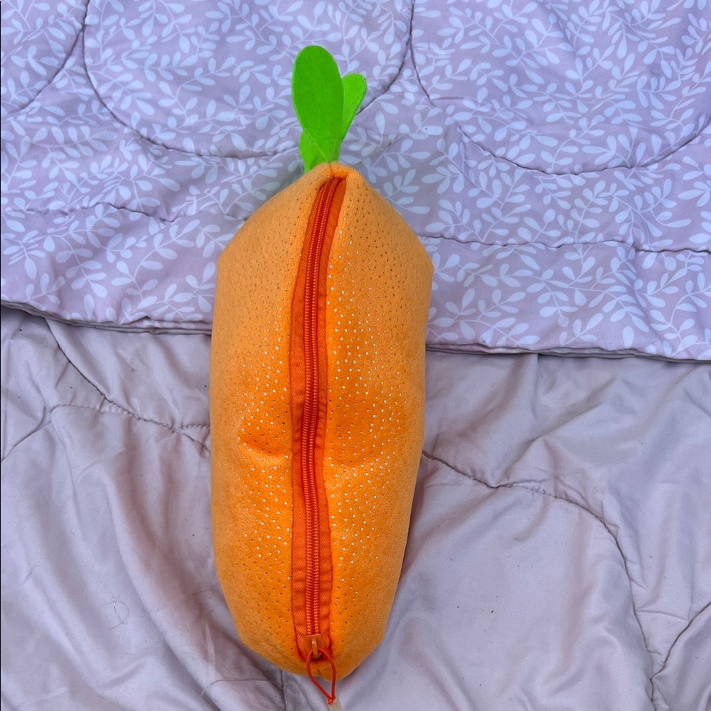 #76 Easter like Orange Carrot-Shaped Plush Pouch